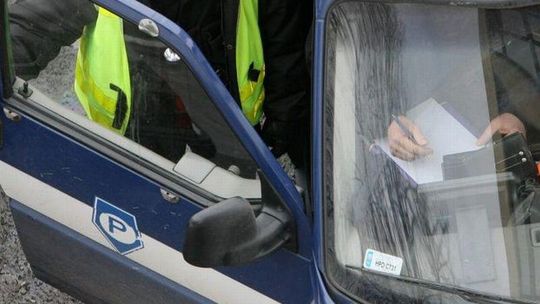 Policjanci ukarani za bazgroły w protokołach