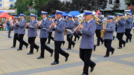 Policjanci z woj. lubelskiego świętowali w Puławach. Minister obiecuje podwyżki płac
