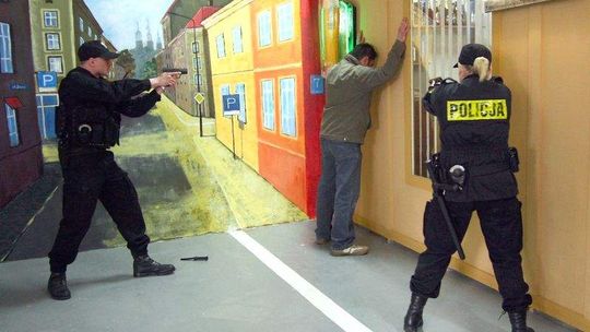 Policjanci - złodzieje 0:1. Raport o bezpieczeństwie w woj. lubelskim