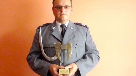 Policjant, który mi pomógł: Dzielnicowy laureatem konkursu