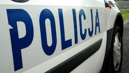 Policjant nie miał prawa jazdy, a jeździł autem
