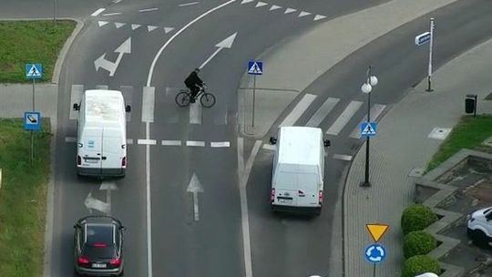 Policyjny dron znowu latał nad ulicami Chełma. Tym razem nie polował na kierowców. Nagranie