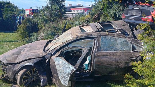 Policyjny pościg zakończony dachowaniem