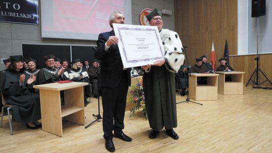 Politechnika Lubelska świętowała. Honory, dyplomy, gratulacje i pieniądze