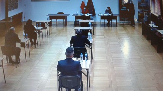 Politycy i samorządowcy popierają starostę hrubieszowskiego. Podział w PiS? 