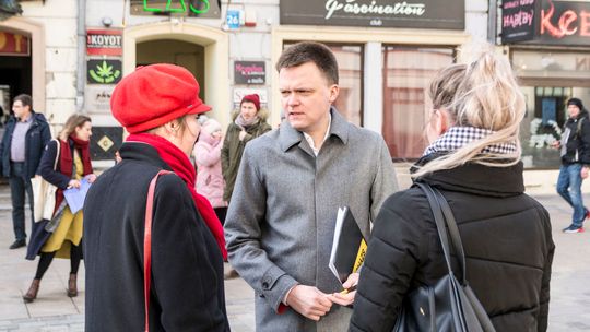 Polityczna sztafeta Szymona Hołowni wystartowała w Lublinie. Otworzył pierwsze biuro