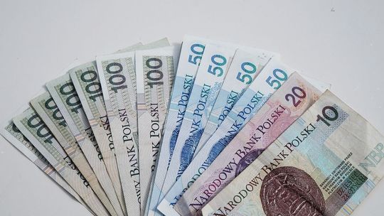 Polityczni darczyńcy. Kto i ile ofiarował partii?