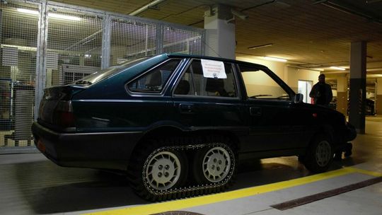 Polonez na gąsienicach? Tak studenci Politechniki Lubelskiej zdobywają doświadczenie