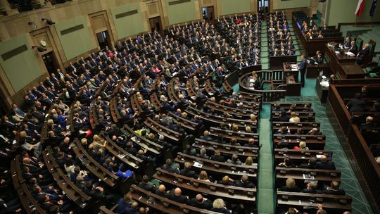 Polowanie na posła. Dlaczego tak wiele osób nie chciało iść do Sejmu?