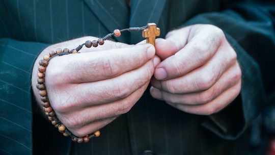 Polscy biskupi zachęcają do modlitwy w intencji oddalenia epidemii koronawirusa