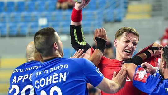 Polscy piłkarze ręczni pokonali Izrael 26:23 i wywalczyli awans na Euro 2020