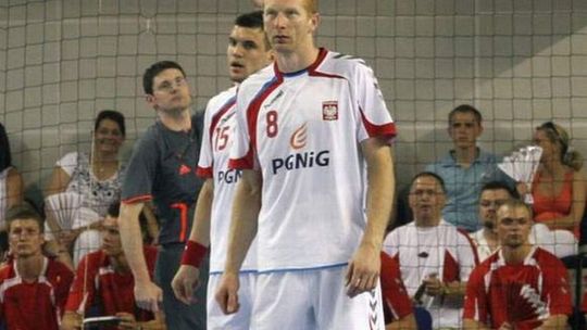 Polscy piłkarze ręczni pokonali Słowację 35:33 