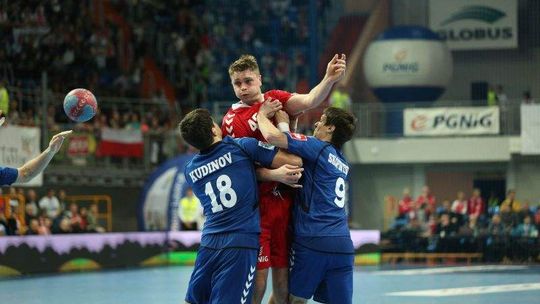 Polscy piłkarze ręczni wrócili do kraju