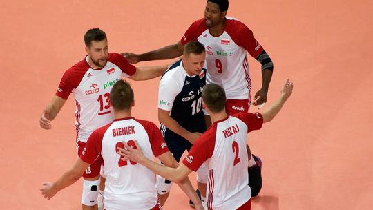 Polscy siatkarze utknęli na lotnisku w Holandii. Na ratunek leci rządowy samolot