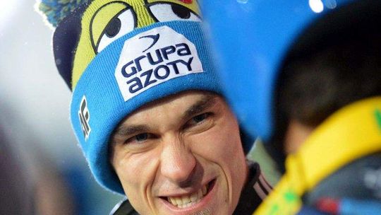 Polscy skoczkowie wreszcie błysnęli formą