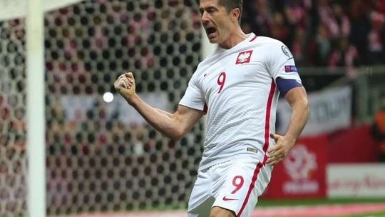 Polska Dania 3:2. Bramki Roberta Lewandowskiego i pierwszy komplet punktów (wideo)