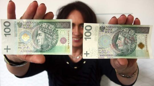 Polskie banknoty z nowymi zabezpieczeniami. Zobacz co się zmieni (zdjęcia, wideo)