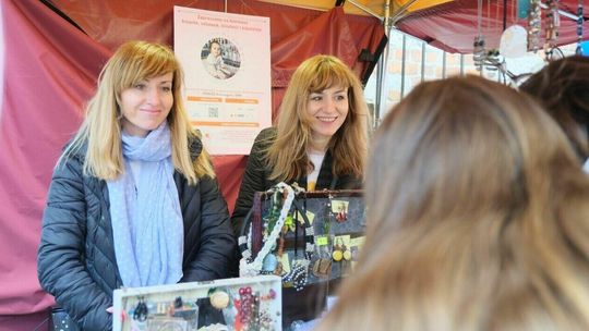 Pomagamy 2-letniej Nince: kiermasz na Starym Mieście