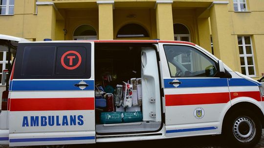 Pomoc dla nowych przyjaciół w potrzebie. Karetka trafi do szpitala w Ukrainie