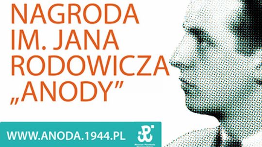 Pomógł poparzonym prądem, uratował tonącą kobietę