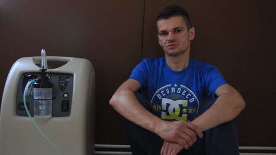 Pomóż Tomaszowi wygrać walkę życia. Czeka na przeszczep płuc