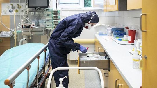 Ponad 15 tys. nowych zakażeń koronawirusem w kraju. Sobotni raport Ministerstwa Zdrowia