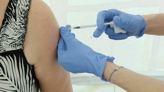 Ponad 3,4 mln Polaków przyjęło dawkę przypominającą szczepionki 