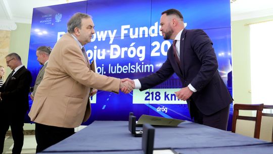 Ponad 3,5 mln zł na przebudowę drogi w powiecie opolskim. Podpisano umowę