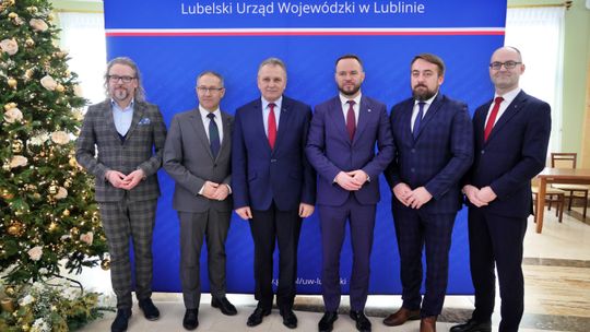 Ponad 48 mln zł na autobusy w regionie. Umowy podpisane z samorządami