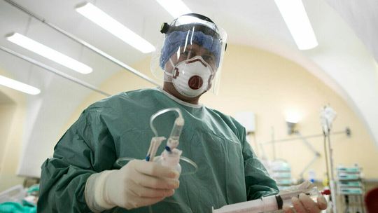 Ponad 50 tys. zakażeń. 40 procent z nich to Omikron