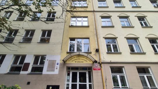 Ponadstuletni zabytek w Lublinie czeka na remont. II LO przejdzie termomodernizację
