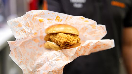 Popeye’s od kuchni! Zajrzeliśmy do nowego fast fooda przed otwarciem