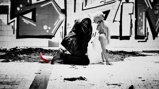 Poradnik ślubny dla par młodych