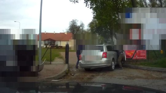 Pościg za pijanym kierowcą pod Lublinem. Kamera wszystko nagrała