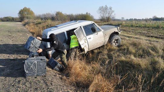 Pościg za przemytnikami. Straż graniczna użyła samolotu