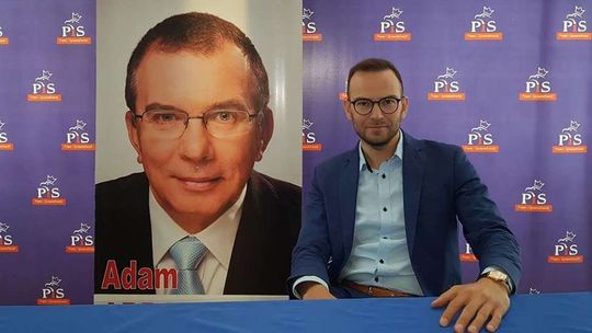Poseł Duszek wprowadzi się do biura po Adamie Abramowiczu 