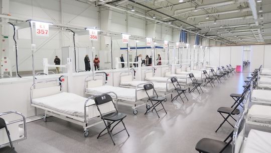 Poseł PO apeluje: Szczepmy się w Targach Lublin. Co na to wojewoda z PiS?