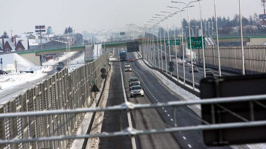 Poseł Żmijan sięga nam do kieszeni. Zapłacimy za jazdę drogami krajowymi?