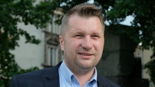 Posłowie Lewicy dopytują ministra Czarnka o przygotowanie szkół do kolejnej fali pandemii