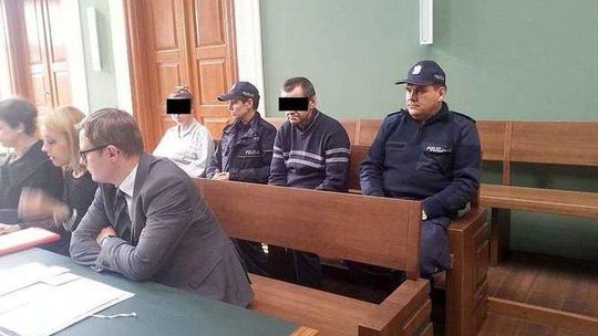 Postrzelił kolegę i wrzucił go do szamba. Wyrok: 25 lat więzienia