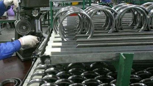 Poszukiwane szwaczki i operatorzy maszyn