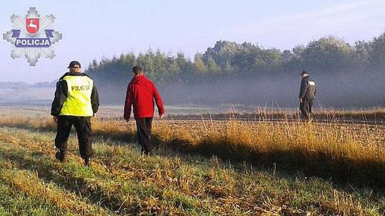 Poszukiwania 52-latka. Policjanci odnaleźli mężczyznę w lesie