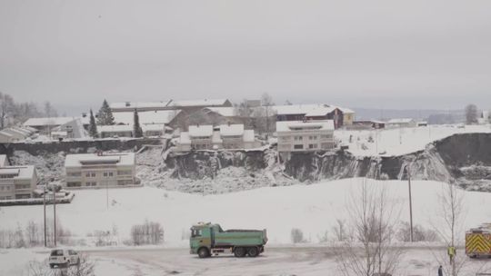 Poszukiwania zaginionych po osuwisku w Norwegii