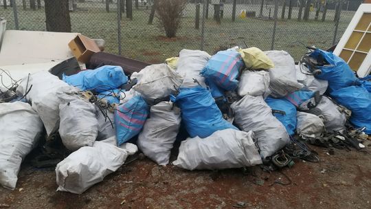 Poszukiwany śmieciarz, który podrzuca odpady w Lublinie. Straż Miejska apeluje o sygnały