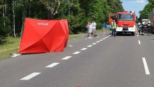 Potrącił 66-latkę przechodzącą przez jezdnię. Kobieta zmarła