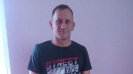 Potrącił go samochód, stracił nogę. Ale dzięki protezie wrócił do pracy na ciężarówce