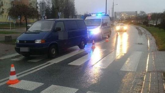 Potrącił kobiety na przejściu dla pieszych. Trafiły do szpitala