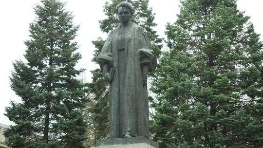 Potrzeba 100 tys. zł na renowację pomnika Marii Skłodowskiej-Curie. Trwa zbiórka