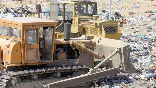 Potrzebny spychacz na prima aprilis