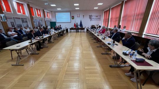 Pow. hrubieszowski. Nikt nie miał większości. Musieli się dogadać